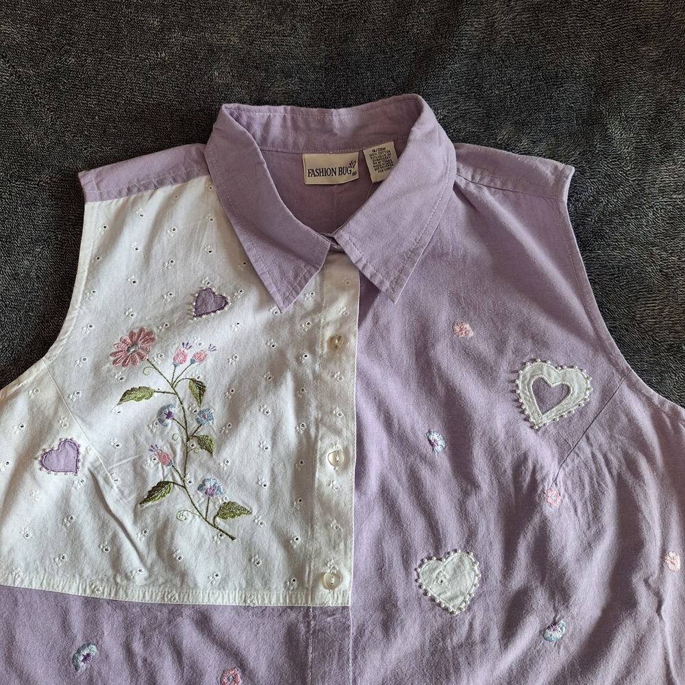 VTG Fashion Bug Embroidered Blouse Womans 18/20 Purple/White Floral Heart Button - Picture 2 of 11